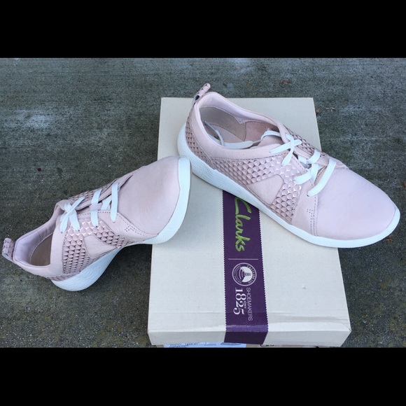 clarks sneakers pink
